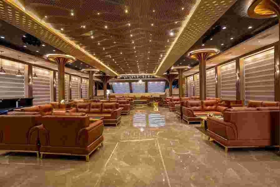 Nauti Amigo Luxury Dinner Party Cruise